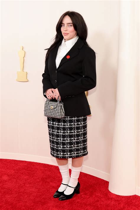 billie eilish oscar outfit.